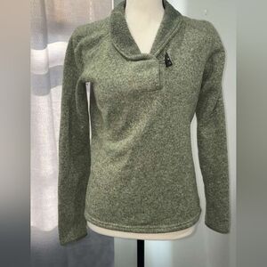 The North Face.Women's Green Sweater